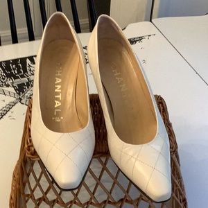 CHANTAL Designer Heels , Classic,Comfortable, Elegant Kid Bone 7 1/2 M